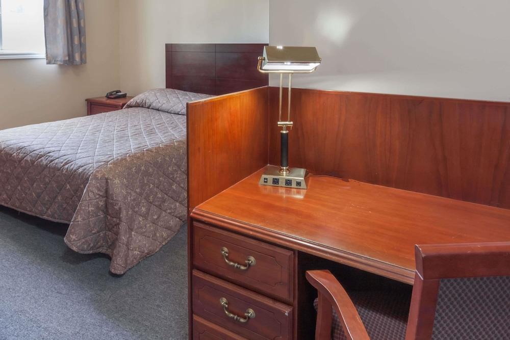 Lincoln Inn Фредериктън Екстериор снимка
