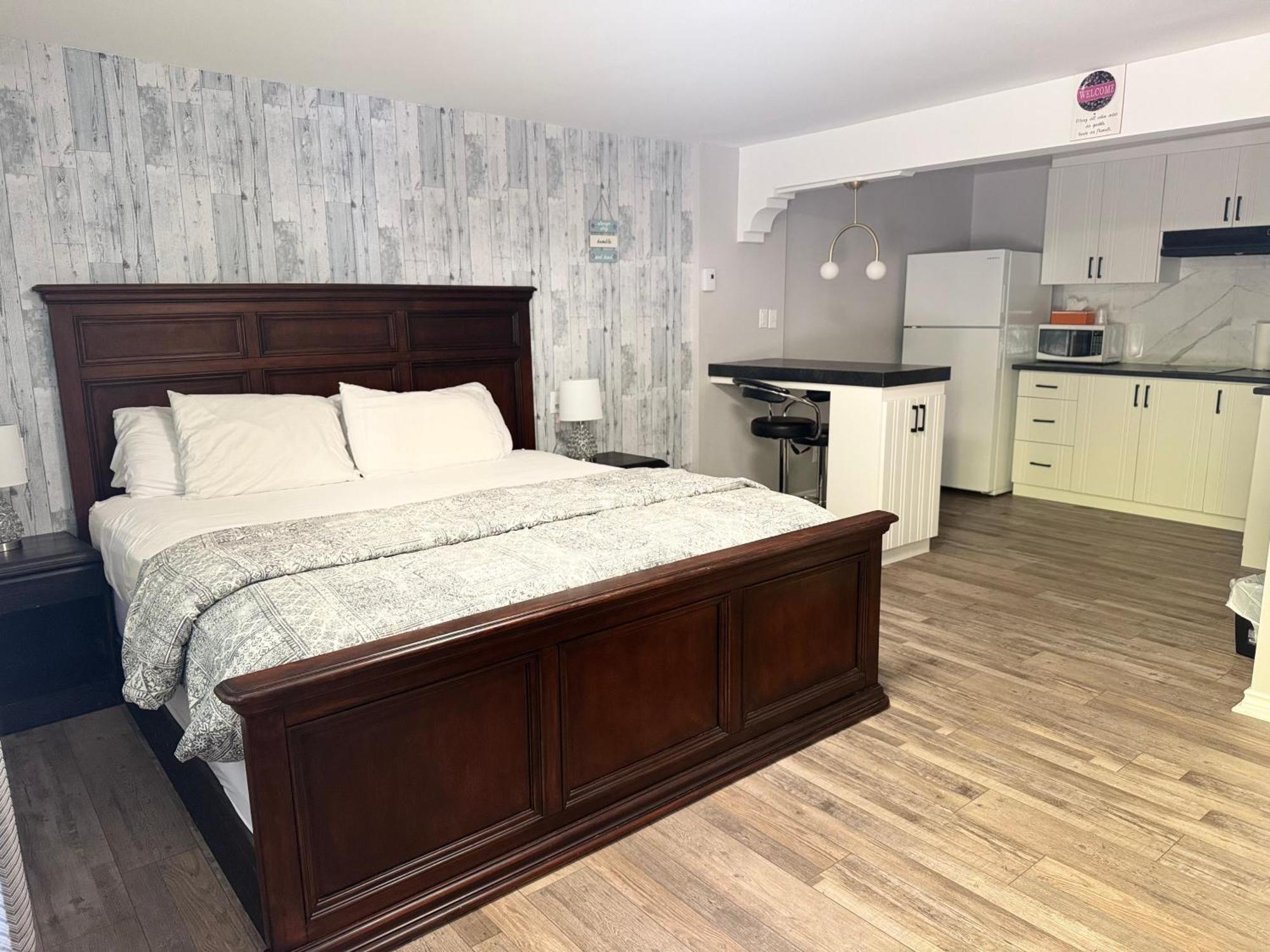 Lincoln Inn Фредериктън Екстериор снимка